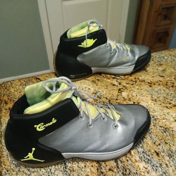 Nike Air Jordan Melo 1.5 Men Sz 10.5 - Wolf Gray Volt 631310-013 Carmelo Anthony - Picture 3 of 12